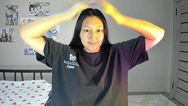 Snapshot of yunami__chan chatting on February 2026 12:30:01 PM yunami chan online show from February 2026 12:30:01 PM