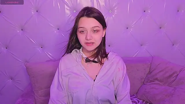 xxxnaughtyfoxyxxx online show from April 2026 06:42:01 PM