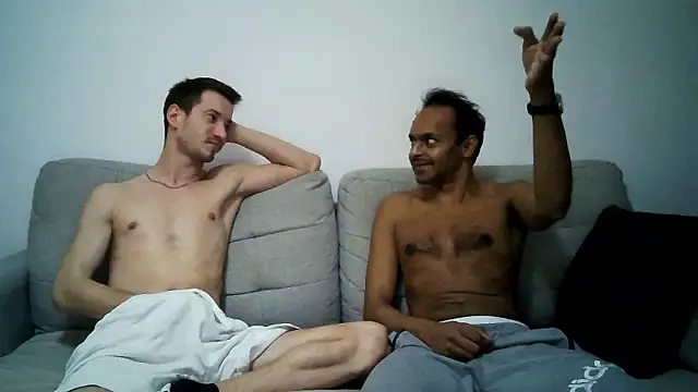 Snapshot of batschi0512 chatting on February 2026 04:18:02 AM batschi0512 online show from February 2026 04:18:02 AM