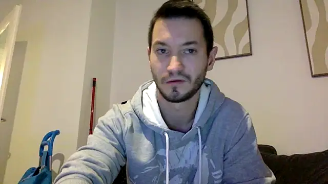 Snapshot of batschi0512 chatting on February 2026 07:21:01 PM batschi0512 online show from February 2026 07:21:01 PM