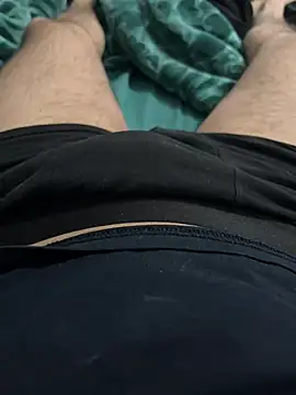 alexandrxlxx online show from April 2026 08:03:01 PM