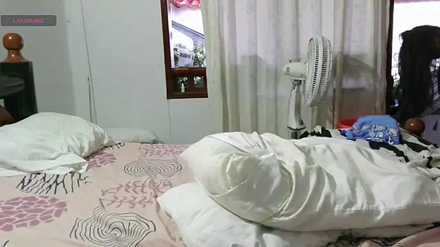 diosa cristal  online show from April 2026 10:51:01 PM