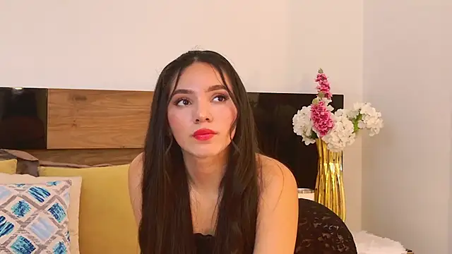 KatheVera online show from April 2026 07:41:01 PM