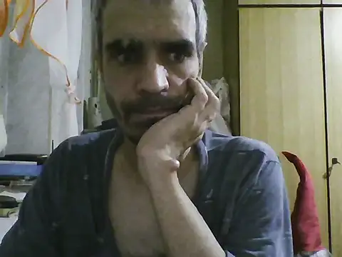 Gattuzoman85 online show from January 2026 10:57:01 PM