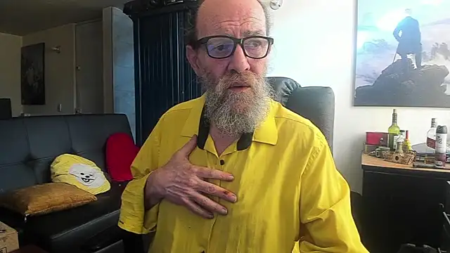 Uncle Hottie online show from June 2026 09:31:01 PM