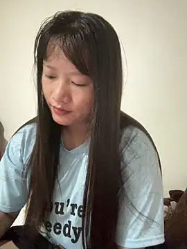 Snapshot of Suni-ii chatting on May 2026 11:11:02 PM Suni-ii online show from May 2026 11:11:02 PM