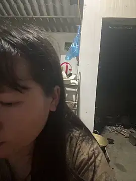 Snapshot of Suni-ii chatting on May 2026 11:36:01 AM Suni-ii online show from May 2026 11:36:01 AM