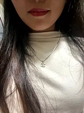 Snapshot of mode-bae chatting on January 2026 05:46:02 AM mode-bae online show from January 2026 05:46:02 AM