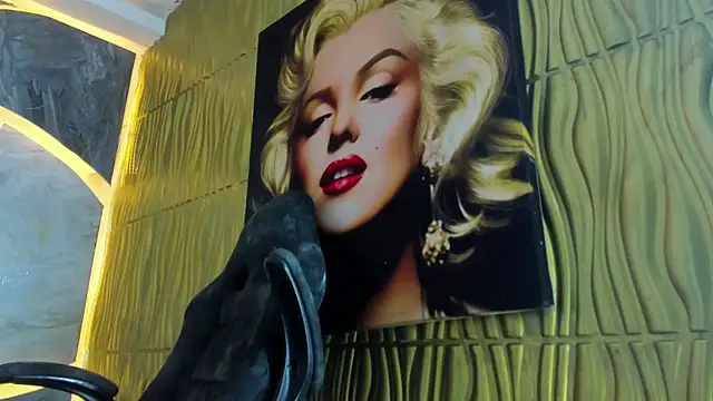 Snapshot of Lucas_hot_20 chatting on January 2026 06:17:02 AM Lucas hot 20 online show from January 2026 06:17:02 AM