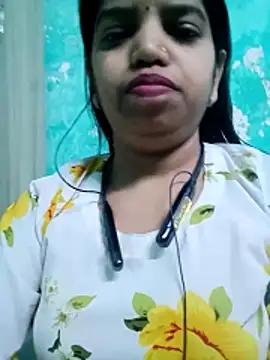 Snapshot of Shruty-11 chatting on February 2026 09:19:02 AM Shruty-11 online show from February 2026 09:19:02 AM