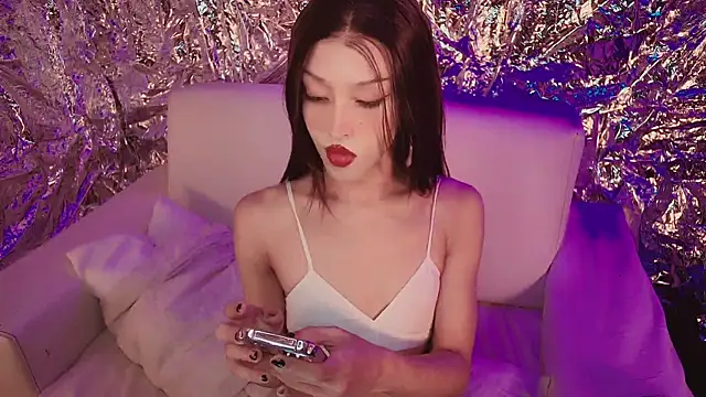 Snapshot of HiDoll chatting on January 2026 10:00:02 PM HiDoll online show from January 2026 10:00:02 PM