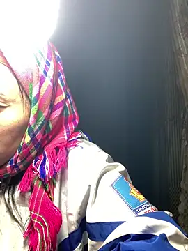 hinicky-0 online show from February 2026 07:40:01 AM