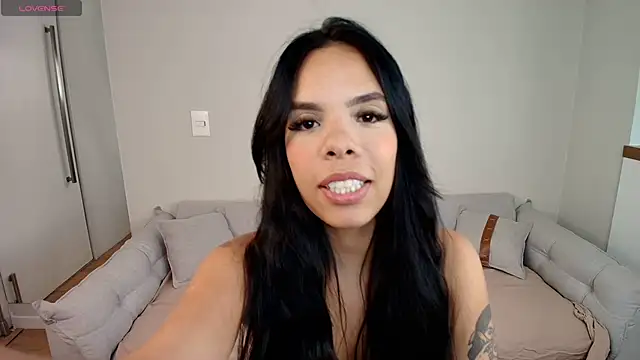 Bruna Ferrazz online show from February 2026 12:10:01 PM