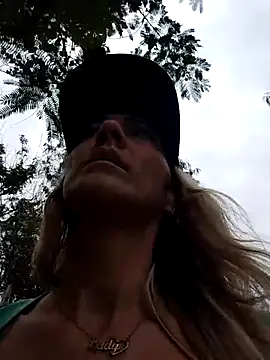 Monita Med online show from March 2026 12:49:02 PM