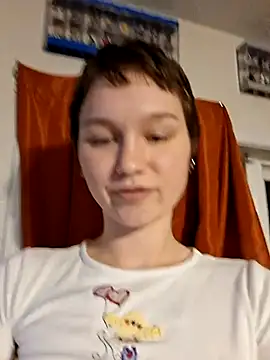 Snapshot of SugarNCinnamon chatting on May 2026 11:01:04 PM SugarNCinnamon online show from May 2026 11:01:04 PM