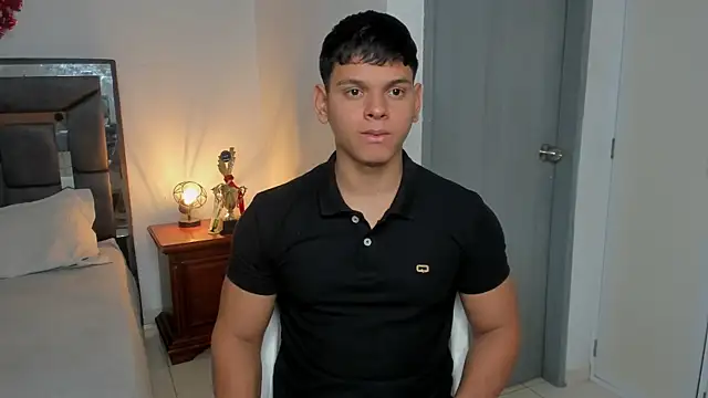 Snapshot of stefan_leenox chatting on February 2026 07:29:02 PM stefan leenox online show from February 2026 07:29:02 PM