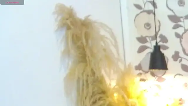 Nicolleth tk online show from January 2026 08:21:02 PM