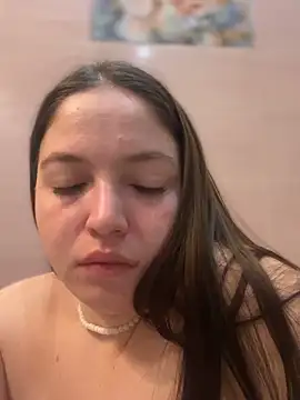 Snapshot of AlexaYvonne chatting on February 2026 02:08:01 AM AlexaYvonne online show from February 2026 02:08:01 AM