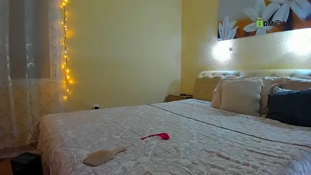 juliiaroberts online show from April 2026 03:10:02 AM