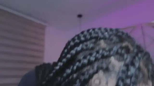 mia gatesvg online show from March 2026 03:02:01 AM