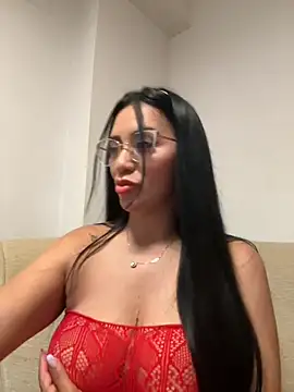 Snapshot of nataliia_queen_ chatting on May 2026 10:40:02 PM nataliia queen online show from May 2026 10:40:02 PM