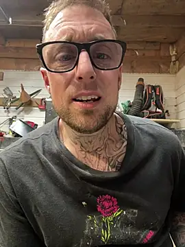 WIDBIGWHITECOCK online show from February 2026 06:22:01 AM