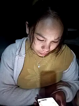 Snapshot of vanvan005 chatting on February 2026 12:23:02 PM vanvan005 online show from February 2026 12:23:02 PM