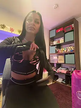 Snapshot of sweetxlayla chatting on March 2026 01:46:02 PM sweetxlayla online show from March 2026 01:46:02 PM