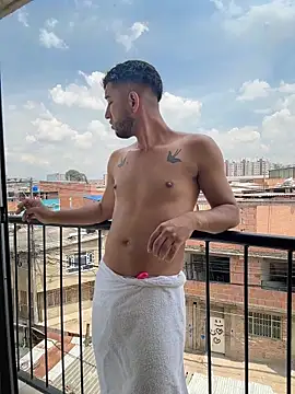 liam bronw online show from February 2026 04:55:02 PM