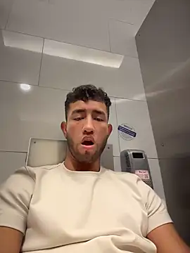 liam bronw online show from April 2026 06:50:01 PM