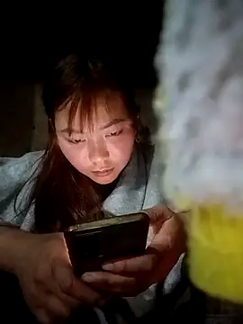 Miu baby01 online show from January 2026 12:42:01 PM