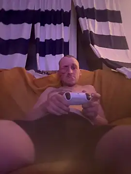 Snapshot of brian0548 chatting on February 2026 02:42:01 AM brian0548 online show from February 2026 02:42:01 AM