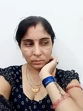 Hot ree85 online show from April 2026 11:46:02 AM