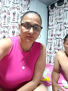 natalliecoopers online show from April 2026 01:38:01 AM