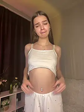 SkylineBliss online show from January 2026 03:44:01 AM