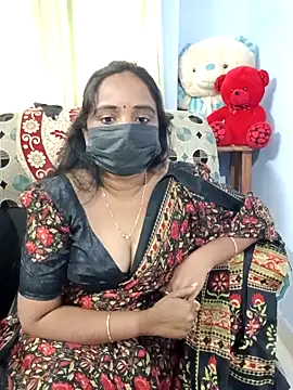 Tinarosy13 online show from February 2026 09:35:02 AM