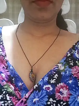 MILFybar online show from April 2026 04:53:02 PM