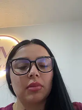 Snapshot of Mia__Bloom chatting on February 2026 06:39:01 PM Mia Bloom online show from February 2026 06:39:01 PM