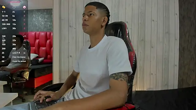  erick j online show from April 2026 08:31:02 PM