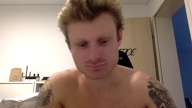 Fitlover1994 online show from January 2026 08:41:01 AM