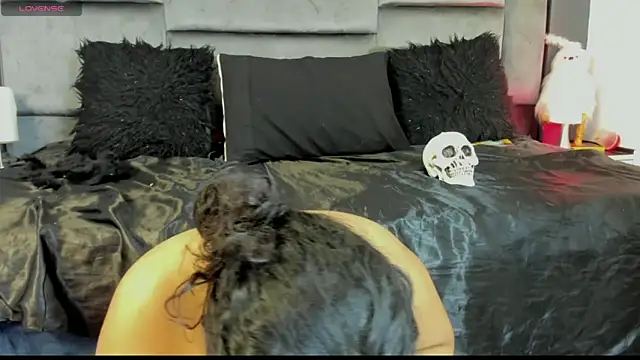 Jessica Beltrann online show from April 2026 04:42:02 PM