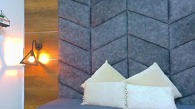 Snapshot of AmberStonne__ chatting on February 2026 02:51:01 AM AmberStonne online show from February 2026 02:51:01 AM