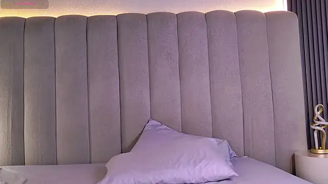 Kimi Hotdrip online show from January 2026 05:10:02 AM