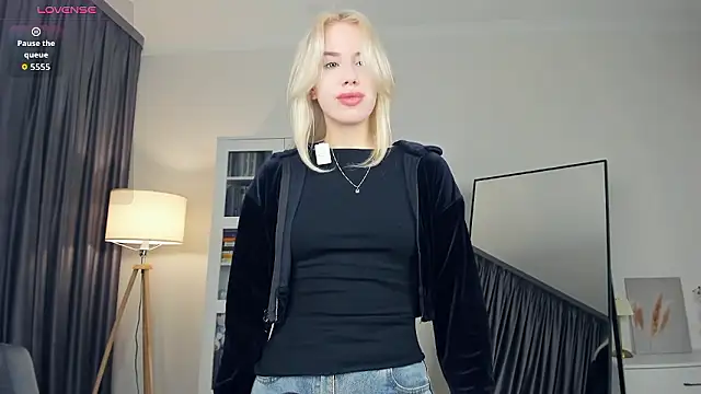 beauty cutiepie online show from January 2026 07:44:02 AM