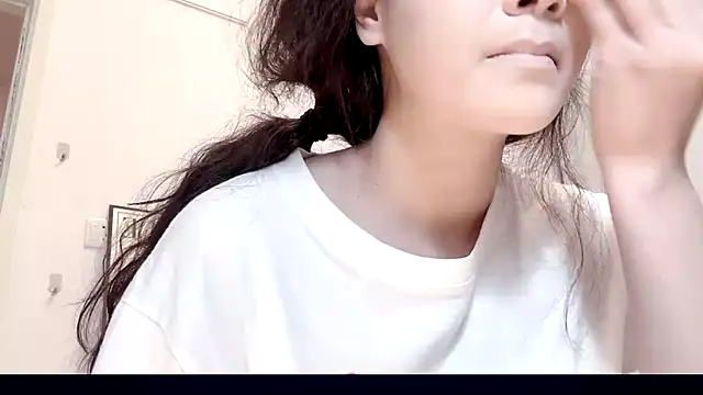 sunny-ly online show from April 2026 02:19:02 PM