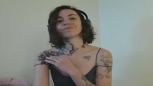 Dirty Pink online show from March 2026 09:25:01 AM