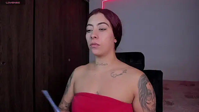 Snapshot of maazikeenx chatting on March 2026 05:08:02 AM maazikeenx online show from March 2026 05:08:02 AM