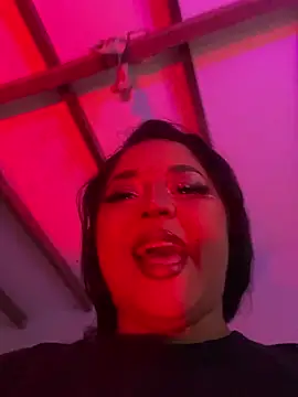 Isabella Belmont online show from February 2026 07:17:01 AM