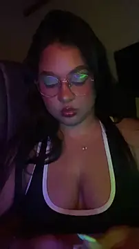 Isabella Belmont online show from April 2026 09:11:02 AM