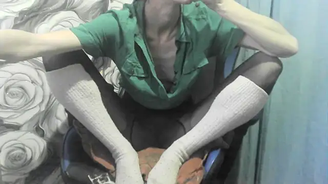  wolfxsnowy  online show from February 2026 02:45:01 PM